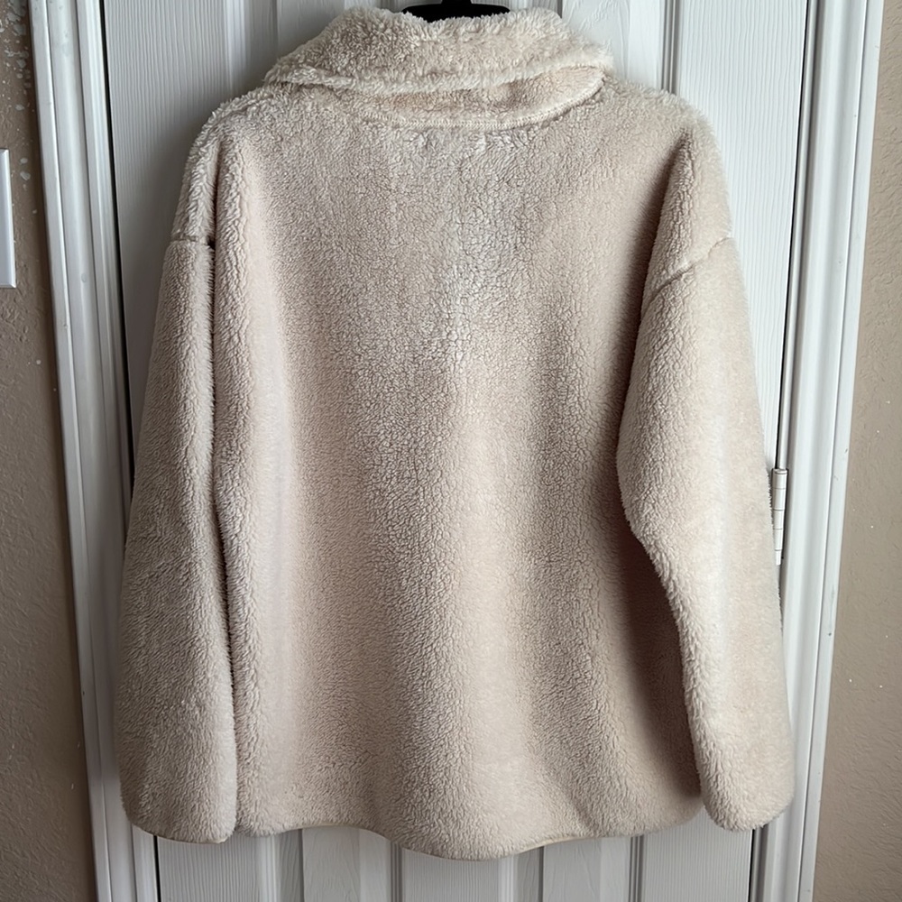 Chaps Sherpa pullover - Picture 2 of 6